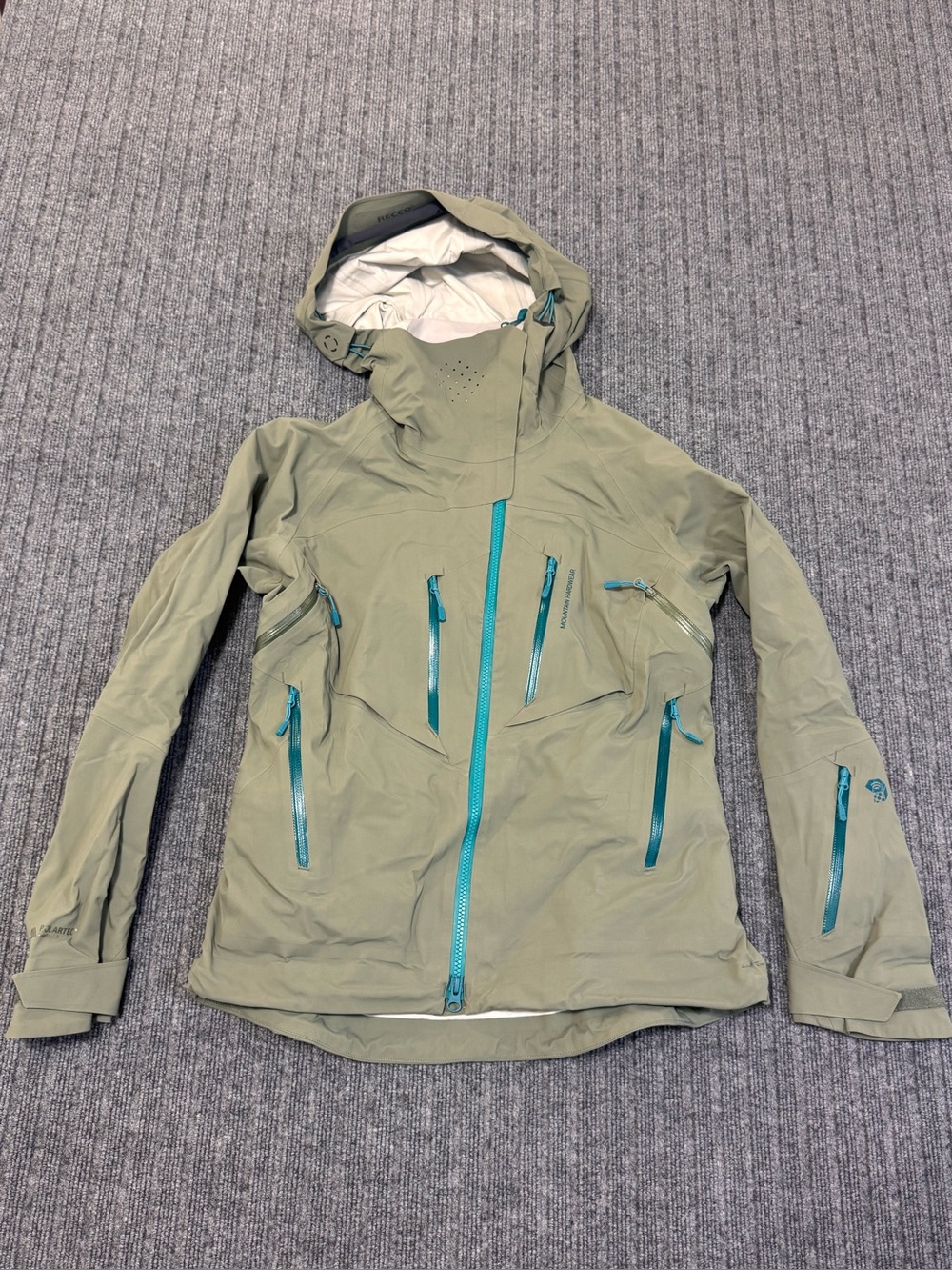 Mountain Hardware Boundary Seeker Ski/Snowboard Jacket Small